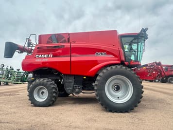 Main image Case IH 8260