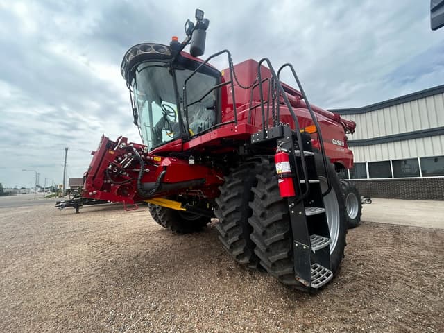 Image of Case IH 8260 equipment image 2