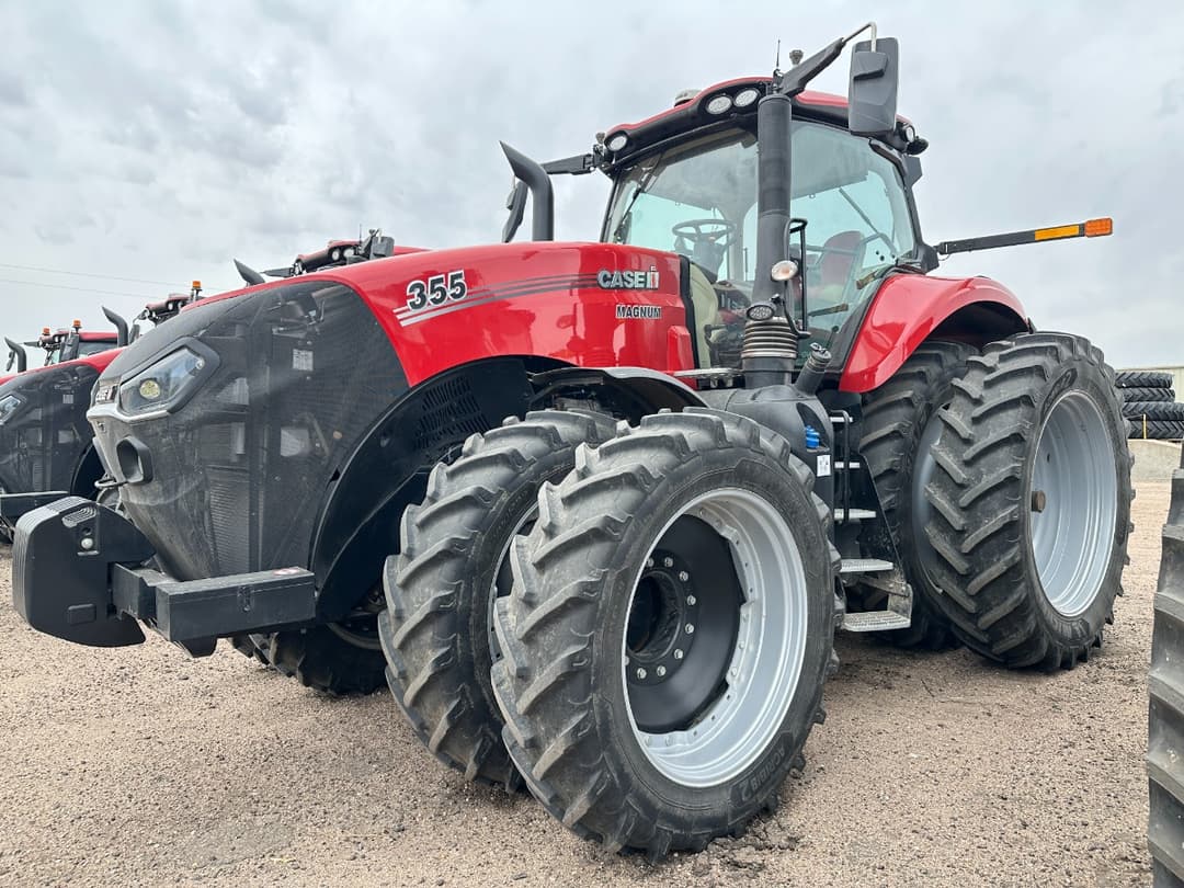 Image of Case IH Magnum 355 Primary image