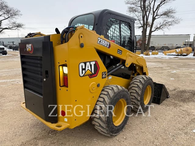 Image of Caterpillar 236D3 equipment image 2