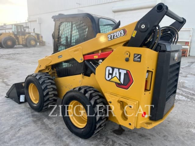 Image of Caterpillar 272D3 equipment image 3