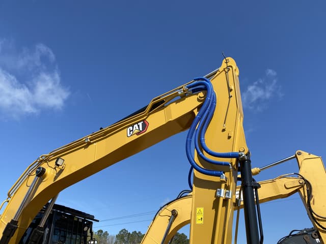 Image of Caterpillar 315 GC equipment image 4