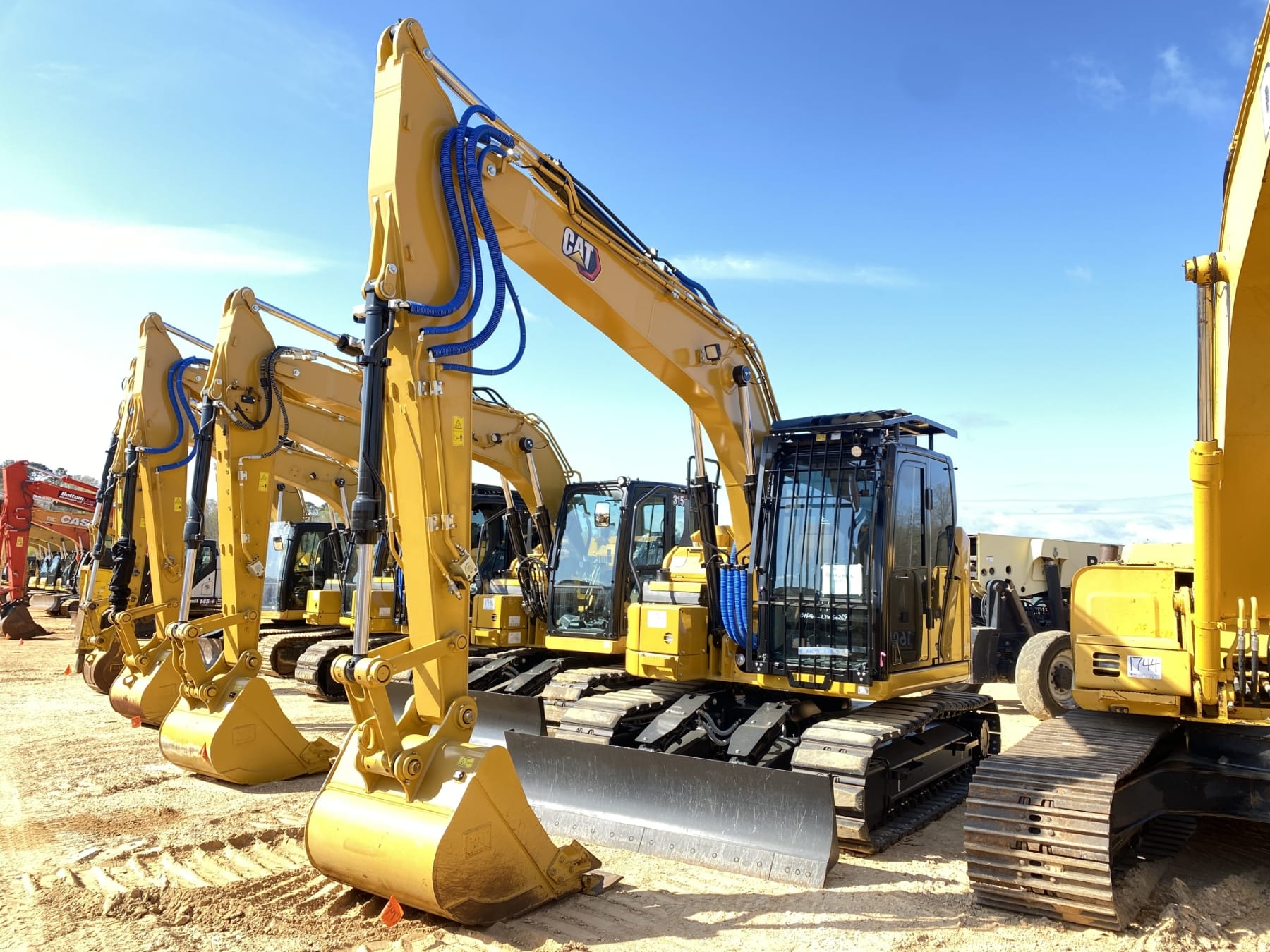 2025 Caterpillar 315 GC Equipment Image0