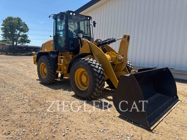 Image of Caterpillar 910 equipment image 1