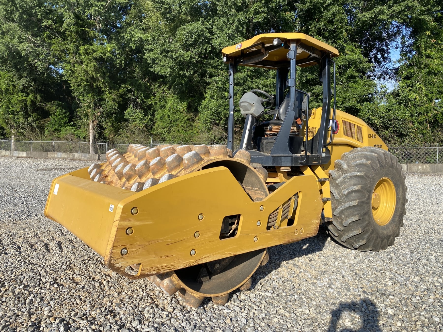 2025 Caterpillar CP11GC Equipment Image0