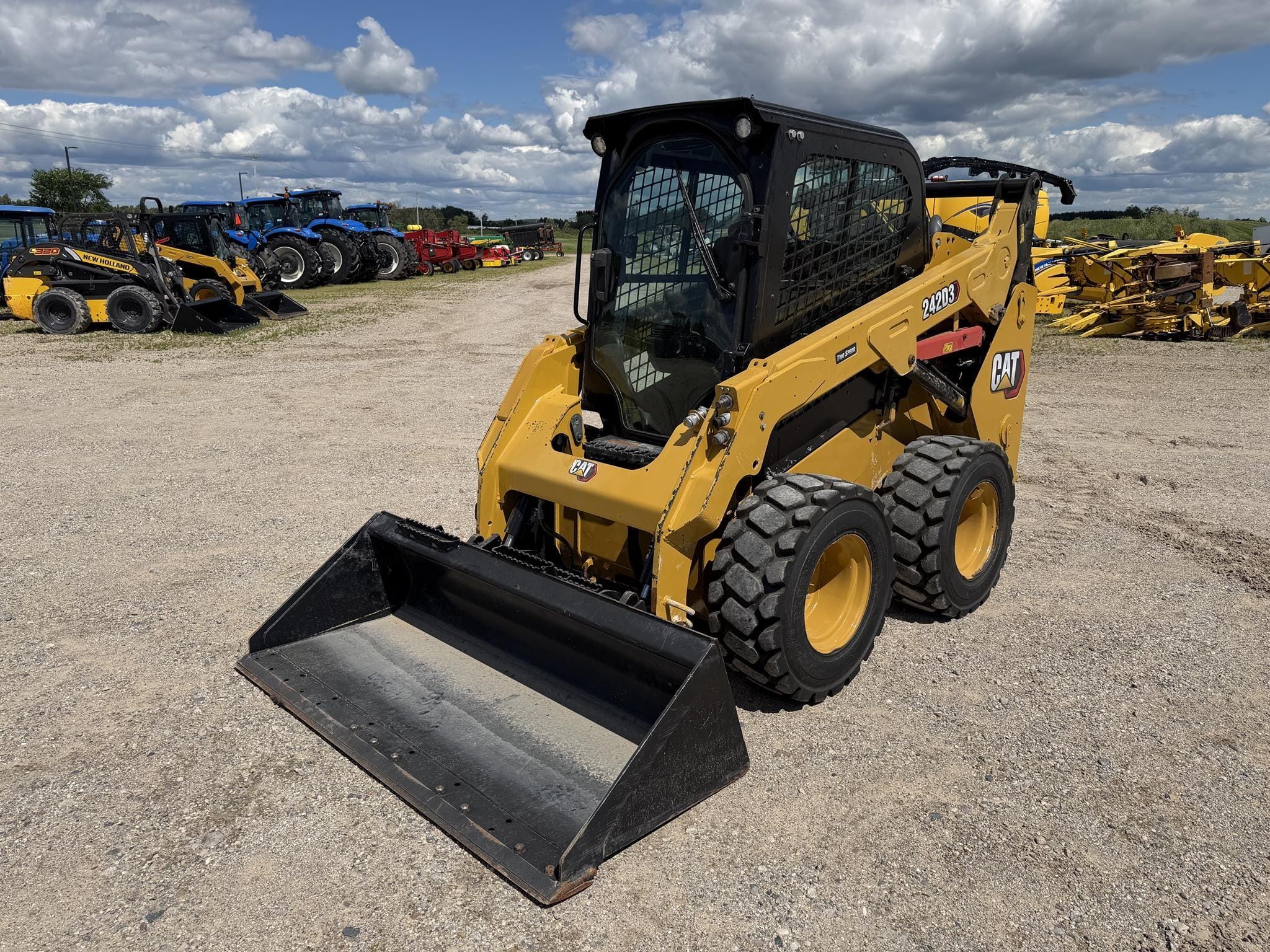 2025 Caterpillar 242D3 Equipment Image0
