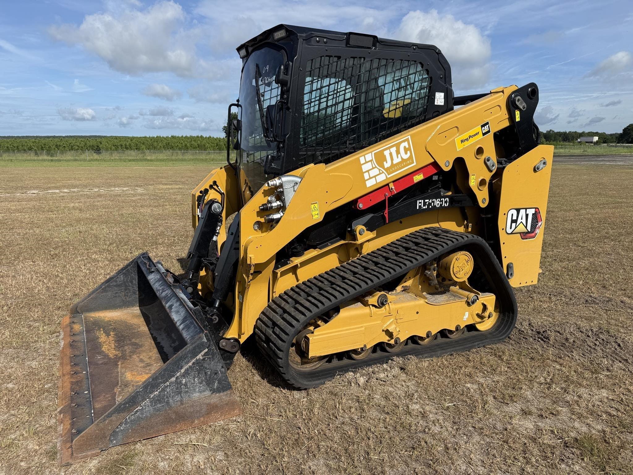 2025 Caterpillar 255 Equipment Image0