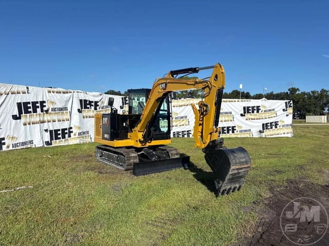 Image of Caterpillar 305.5E2 equipment image 2