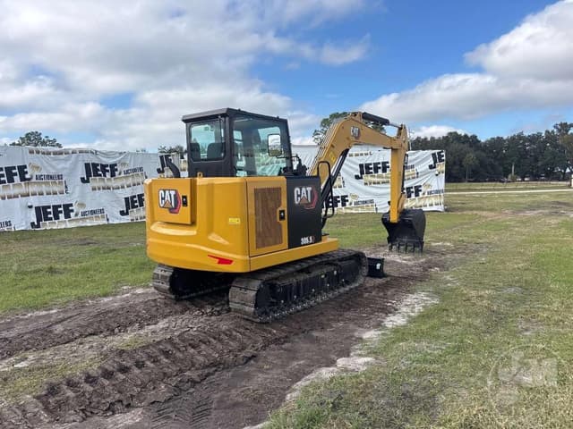 Image of Caterpillar 305.5E2 equipment image 4