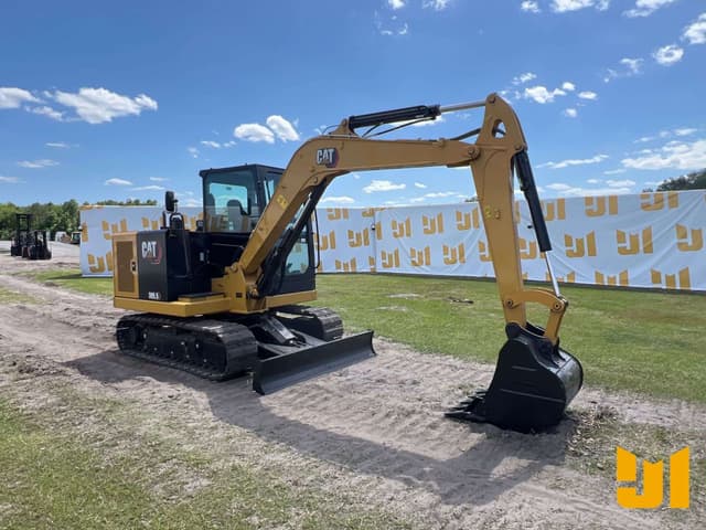 Image of Caterpillar 305.5E2 equipment image 2