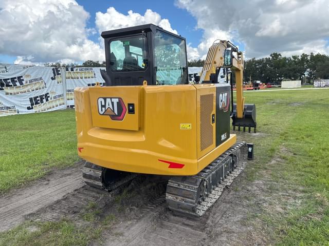 Image of Caterpillar 305.5E2 equipment image 4