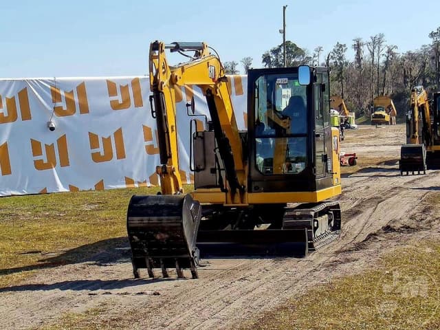Image of Caterpillar 305.5E2 equipment image 1