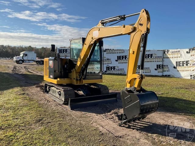 Image of Caterpillar 305.5E2 equipment image 2