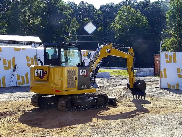 Image of Caterpillar 305.5E2 equipment image 4