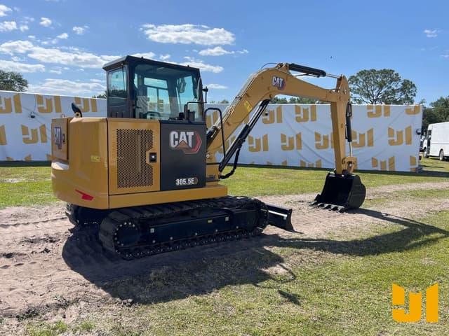 Image of Caterpillar 305.5E2 equipment image 4