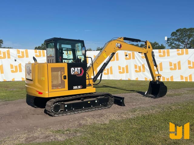 Image of Caterpillar 305.5E2 equipment image 4
