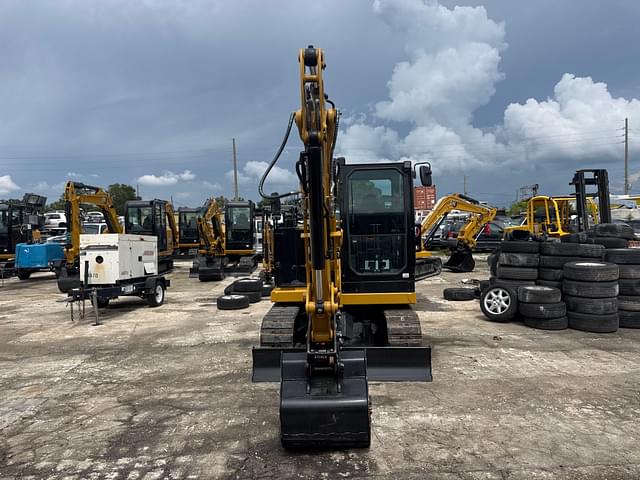 Image of Caterpillar 305.5E2 equipment image 1