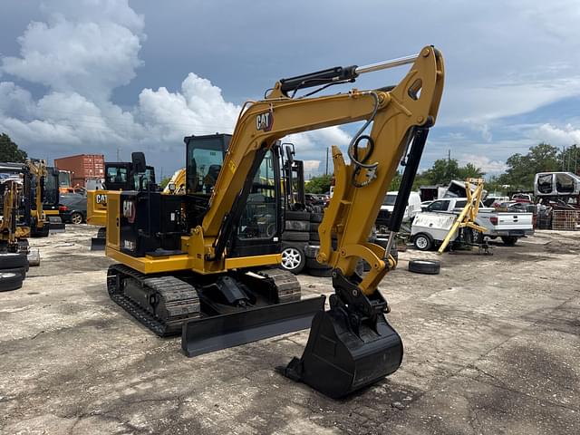 Image of Caterpillar 305.5E2 equipment image 2