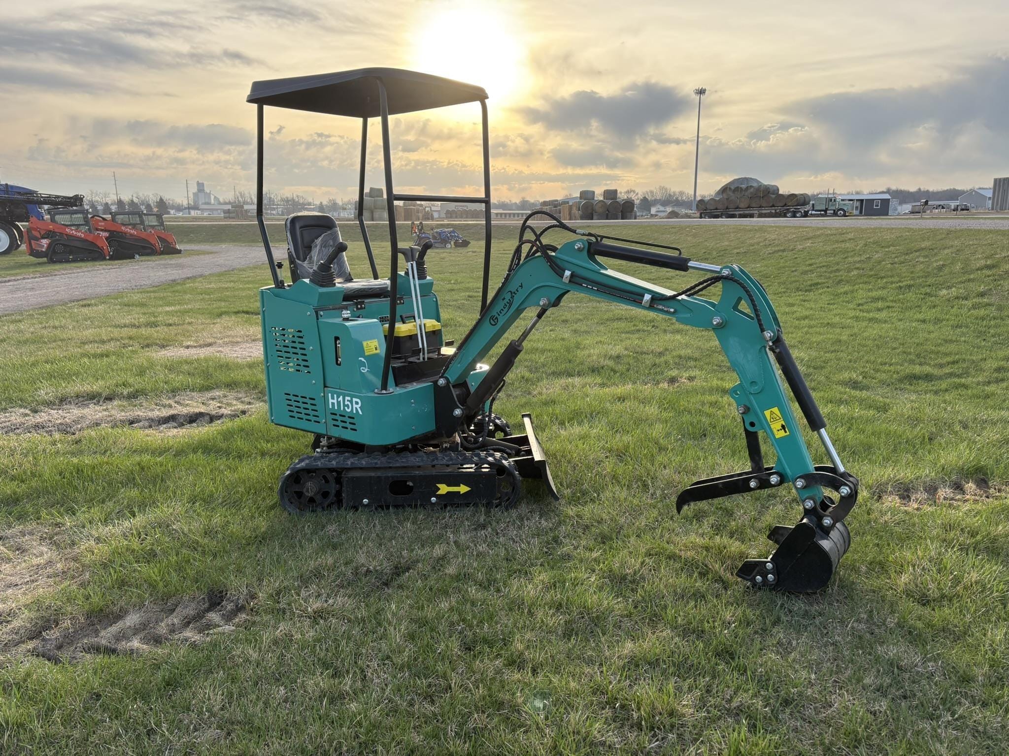 2025 AGT Industrial H15R Equipment Image0