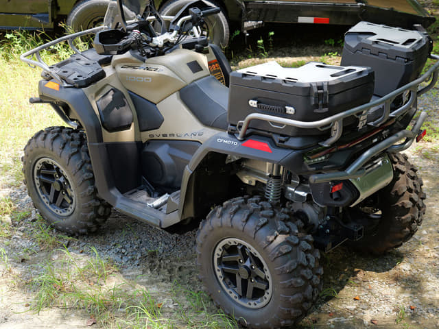 Image of CFMoto CForce 1000 Overland equipment image 3