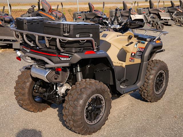 Image of CFMoto CForce 1000 Overland equipment image 3