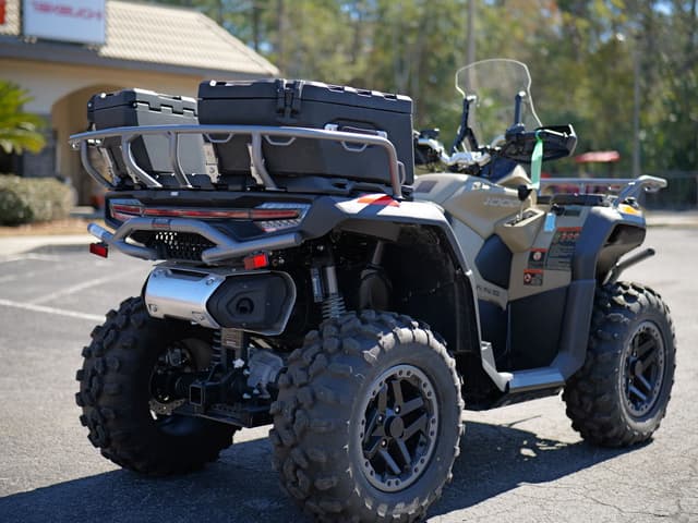 Image of CFMoto CForce 1000 Overland equipment image 2