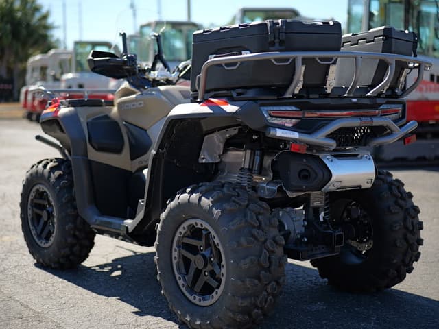 Image of CFMoto CForce 1000 Overland equipment image 3