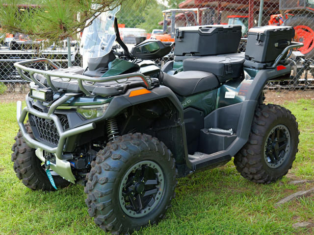 Image of CFMoto CForce 1000 Overland equipment image 1