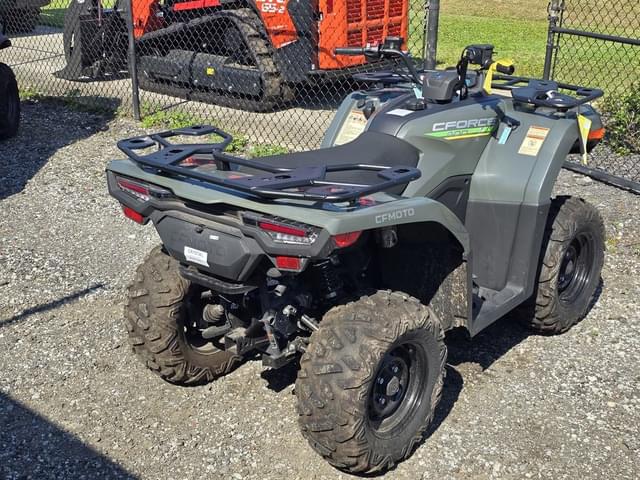 Image of CFMoto CForce 400 equipment image 3