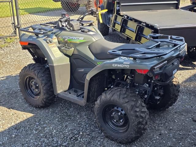 Image of CFMoto CForce 400 equipment image 2