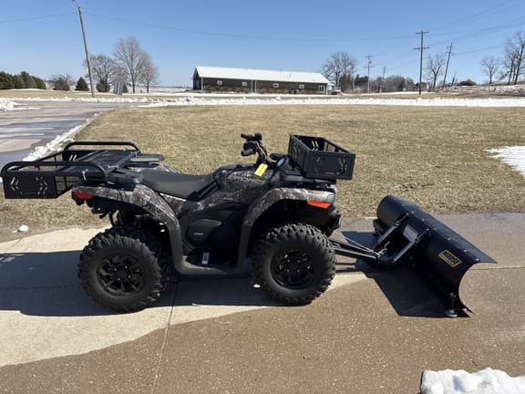 Image of CFMoto CForce 500 equipment image 4