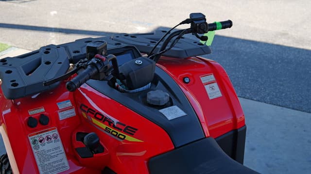 Image of CFMoto CForce 500 equipment image 4