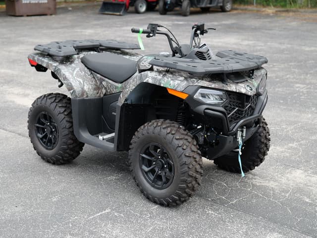 Image of CFMoto CForce 500 equipment image 1