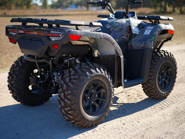 Image of CFMoto CForce 500 equipment image 3