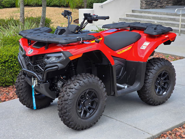 Image of CFMoto CForce 500 equipment image 1