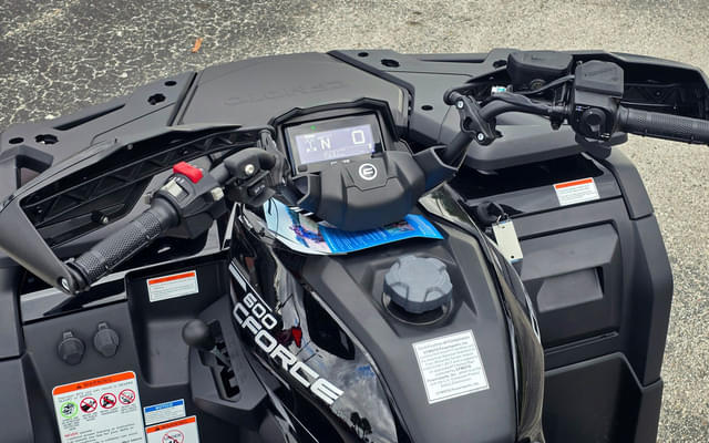 Image of CFMoto CForce 600 equipment image 4