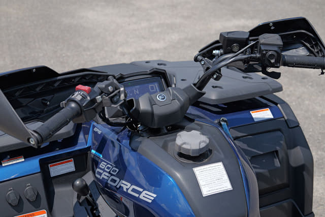 Image of CFMoto CForce 600 equipment image 4