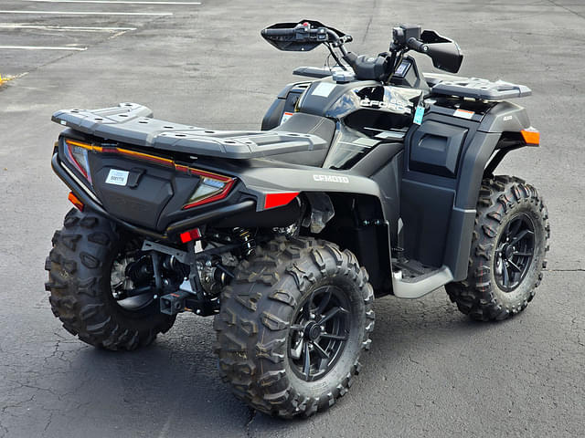 Image of CFMoto CForce 600 equipment image 3