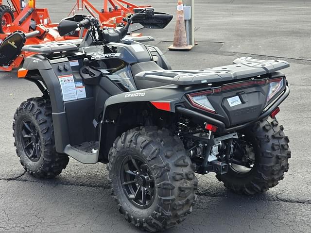 Image of CFMoto CForce 600 equipment image 2