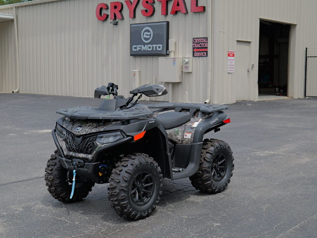 2025 CFMoto CForce 600 Equipment Image0