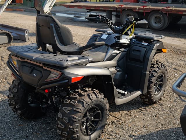 Image of CFMoto CForce 600 Touring equipment image 3