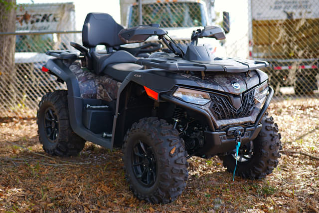 Image of CFMoto CForce 600 equipment image 1