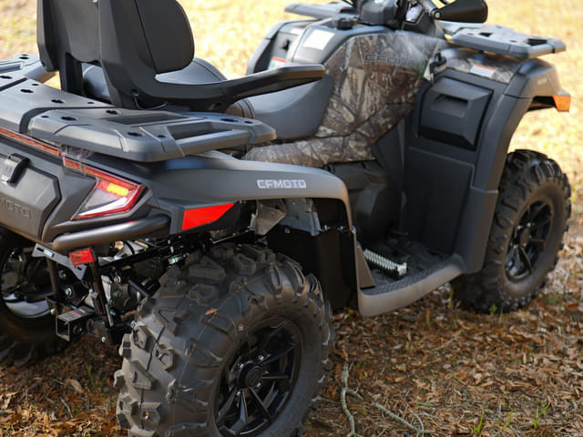 Image of CFMoto CForce 600 equipment image 2