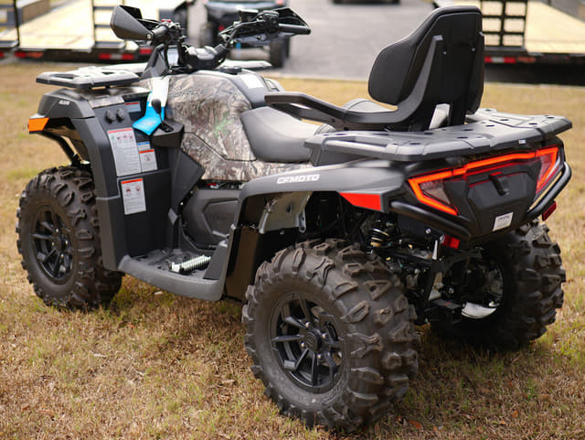 Image of CFMoto CForce 600 equipment image 3