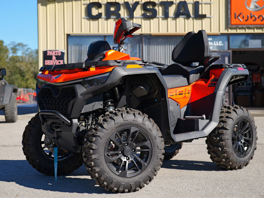 2025 CFMoto CForce 800 Touring Equipment Image0