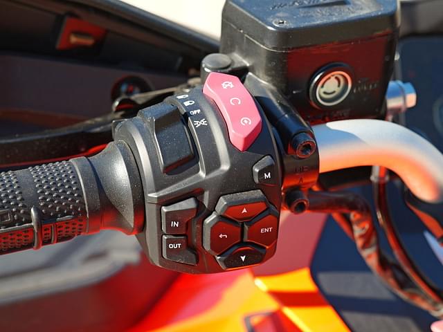 Image of CFMoto CForce 800 Touring equipment image 4