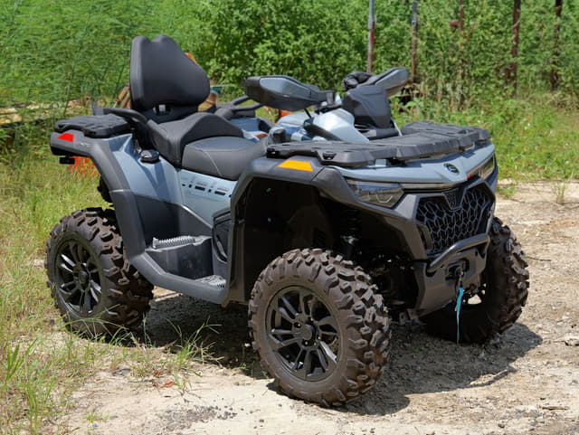 Image of CFMoto CForce 800 Touring equipment image 1