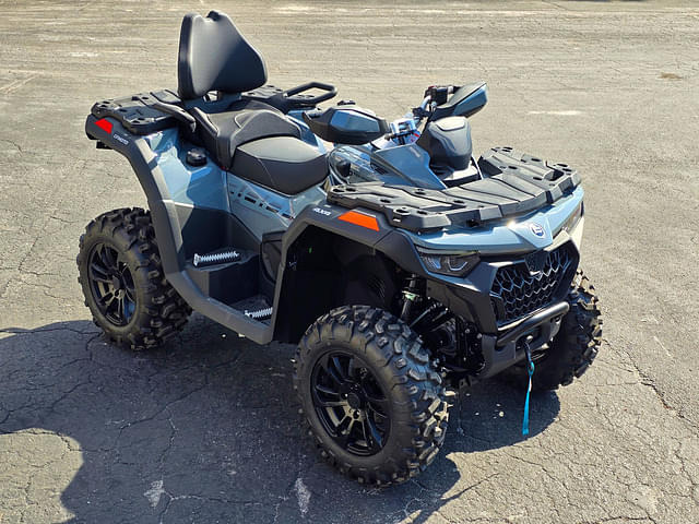 Image of CFMoto CForce 800 Touring equipment image 1