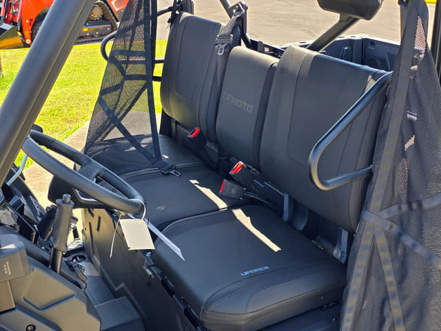 Image of CFMoto UForce 1000 equipment image 4