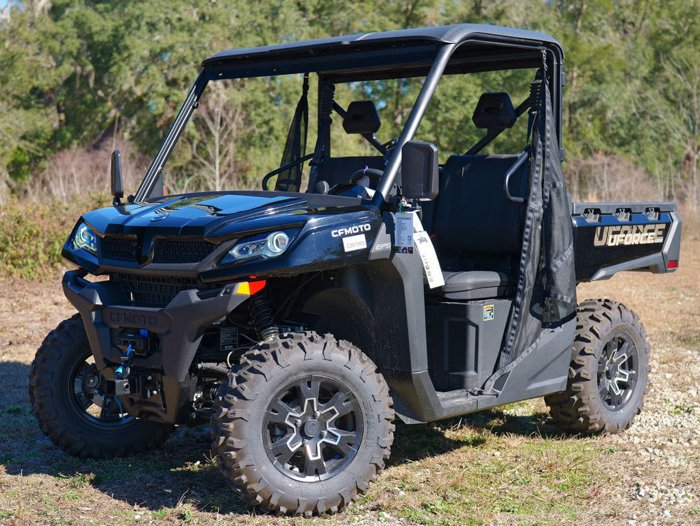 2026 CFMoto UForce 1000 Equipment Image0